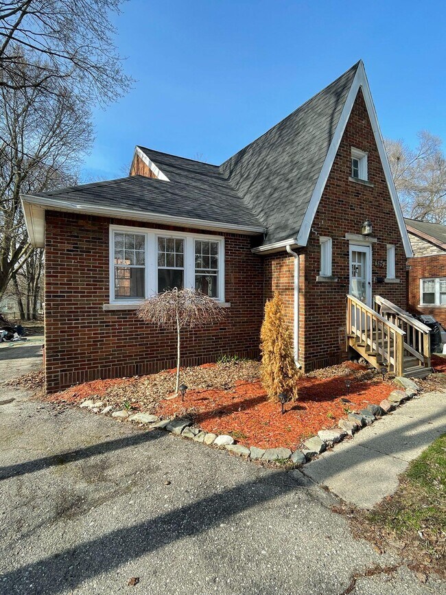 Foto del edificio - 3 Voorheis St