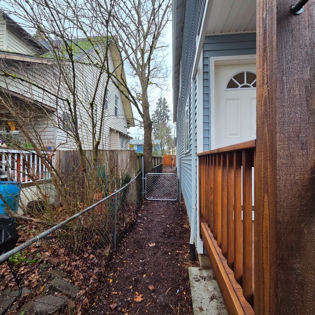 Foto del edificio - 3552 SE 66th Ave
