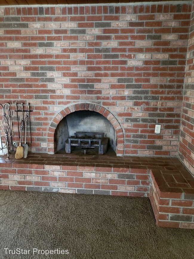 Foto del edificio - 3 br, 2 bath House - 2625 University Ave