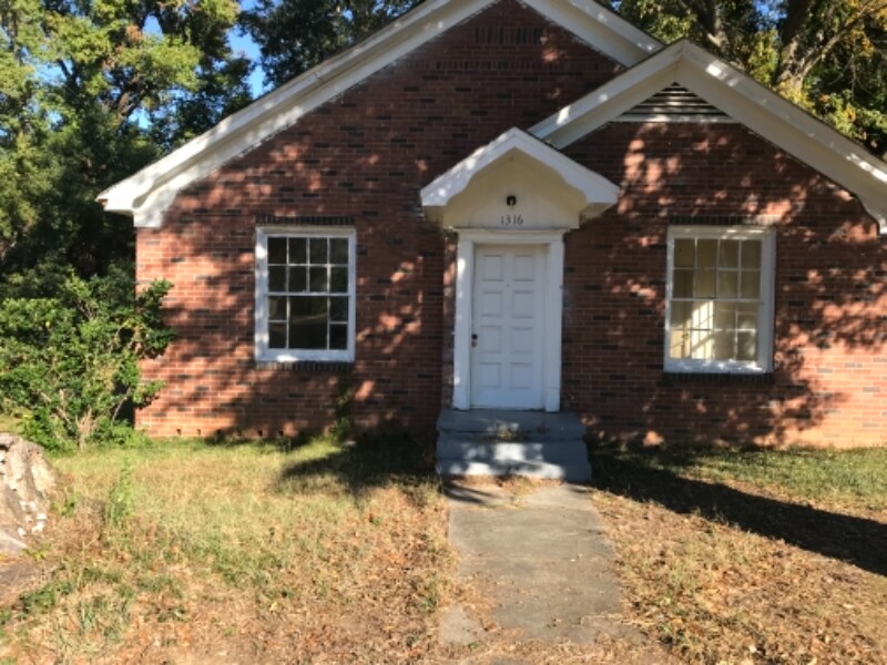 1316 Locust St, Texarkana, AR 71854 House Rental in Texarkana, AR