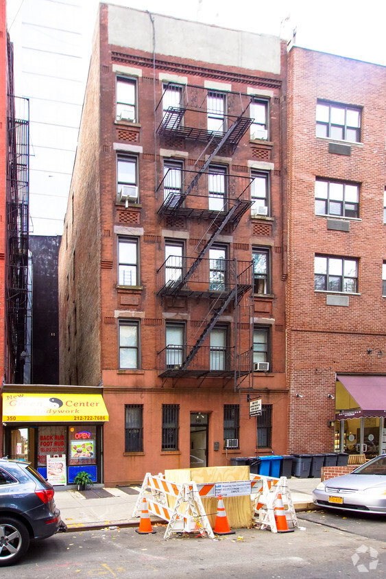 Foto principal - 348 East 92nd Street