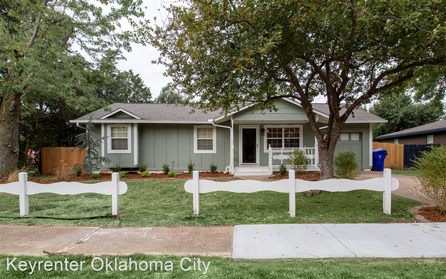 Foto del edificio - 3 br, 2 bath House - 1610 Eisenhower Rd
