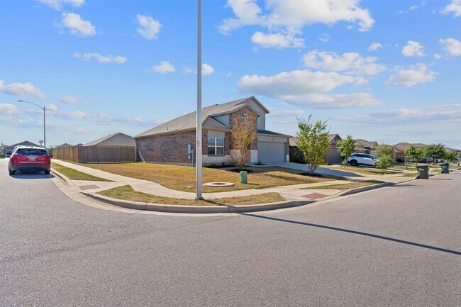 Building Photo - 5825 Roderick Dr