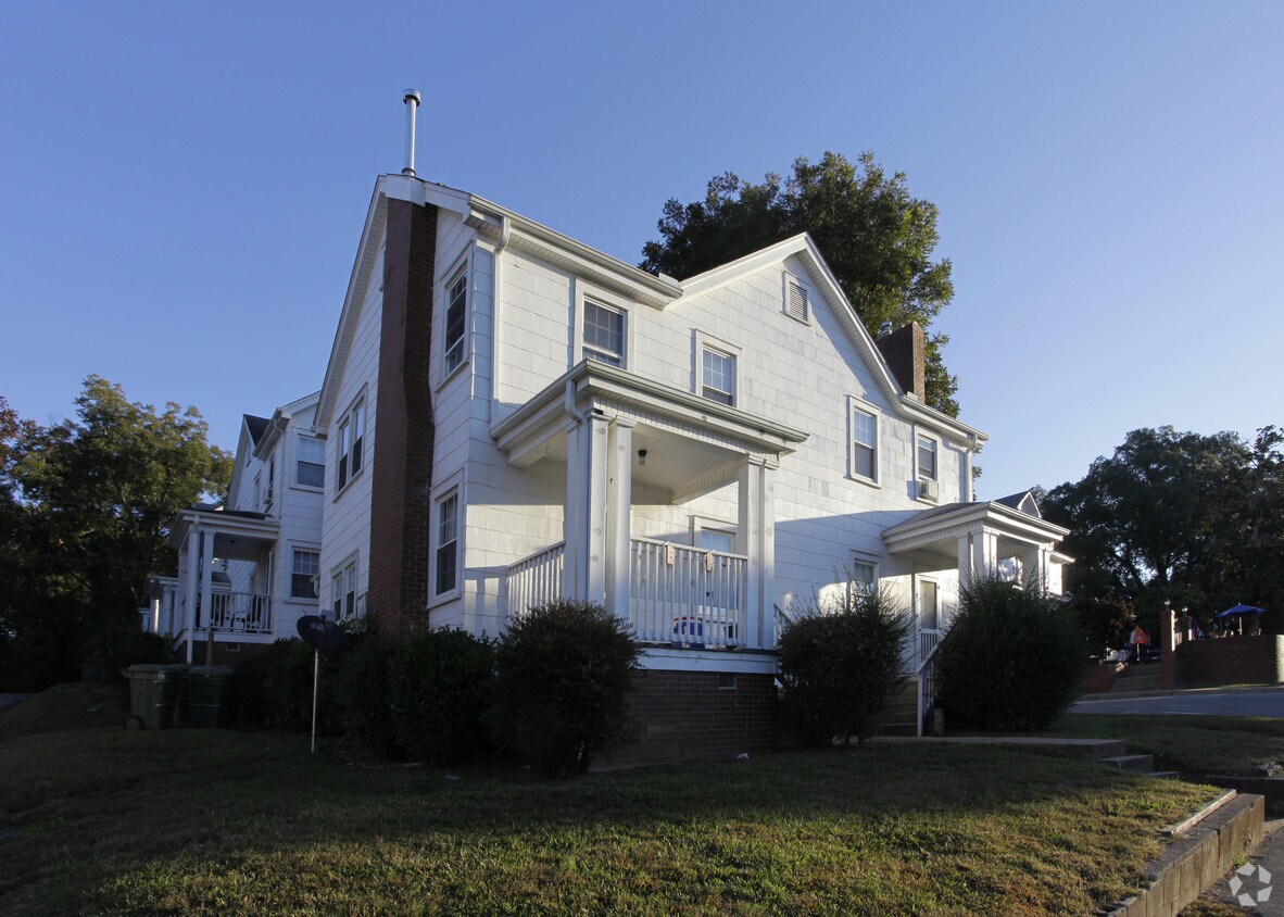 115117 Hillcrest Ave, Clemson, SC 29631 Apartments in Clemson, SC