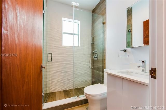 Foto del edificio - 1814 SW 22nd Ave