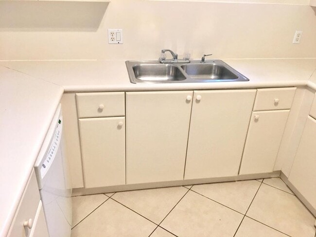 Photo - 2008 Shoma Dr House