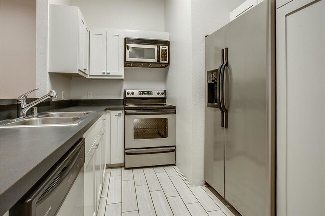 Foto del edificio - 3115 Oliver St