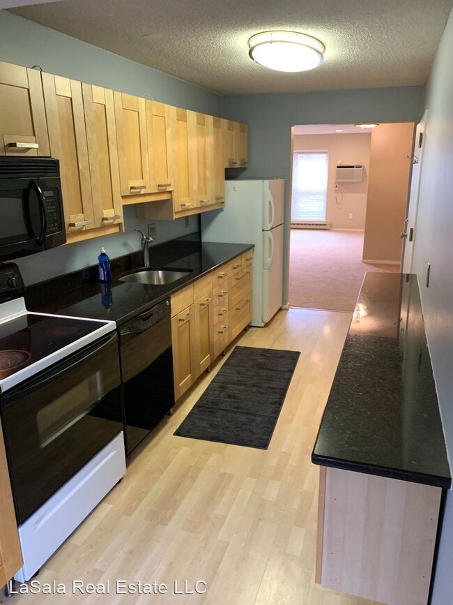 Building Photo - 1 br, 1 bath House - 58 Wellington Drive U...