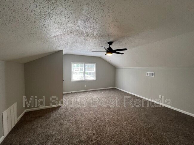 Foto del edificio - 1597 Hutson Rd