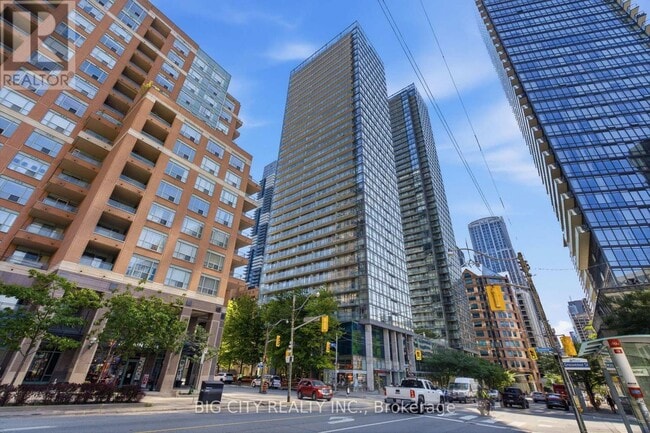Building Photo - 37 Grosvenor St