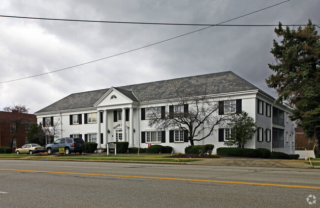 Building Photo - The Corinthian