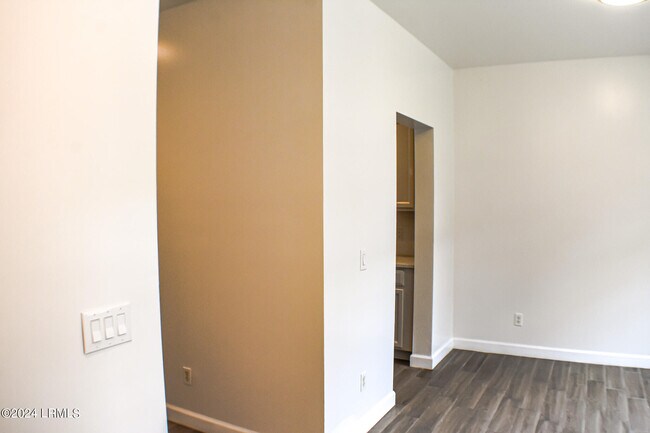 Foto del edificio - 43 Blue Haw Ct