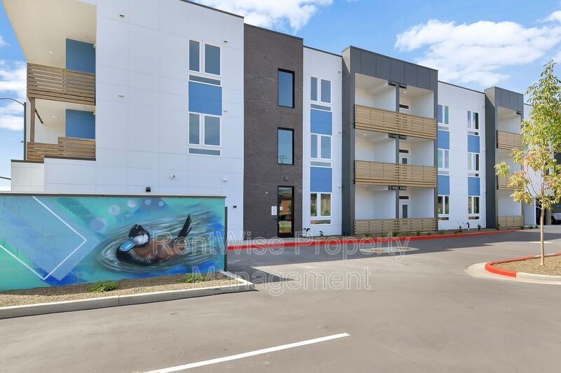 385 E 42nd St Unit 209, Garden City, ID 83714 Condo for Rent in