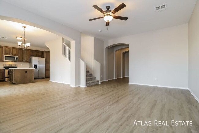 Foto del edificio - 18124 W Lundberg St