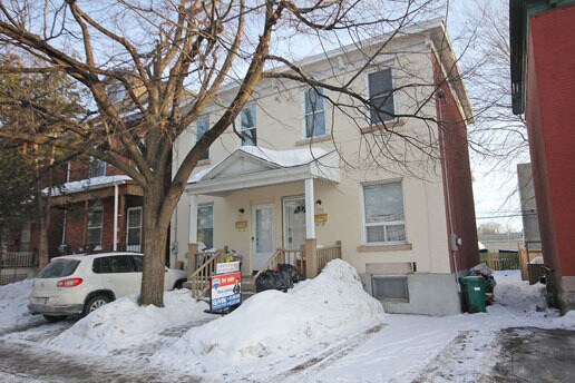 Photo principale - 214 Arlington Av