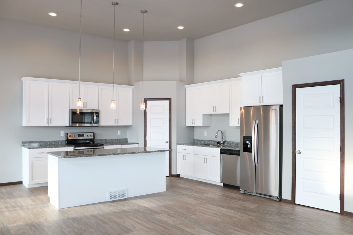 Primary Photo - Shadow Creek Townhomes