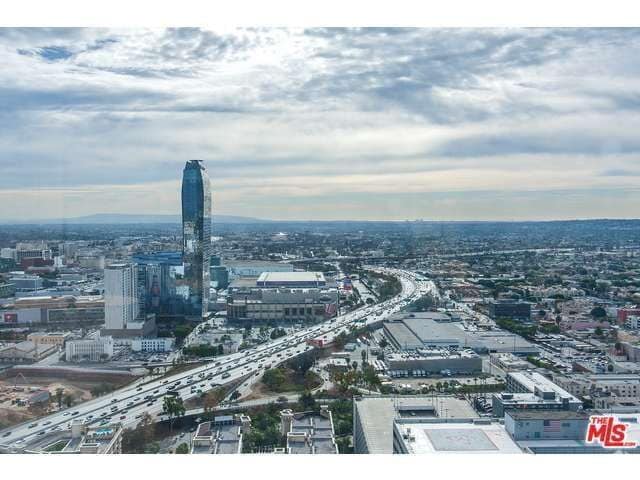 Building Photo - 1100 Wilshire Blvd