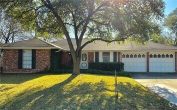 Building Photo - 1609 Springer Ln