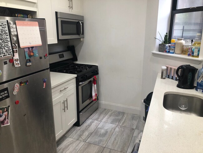Foto del edificio - 28 W 132nd St