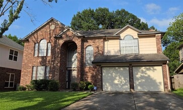 Building Photo - 231 Needleleaf Ln