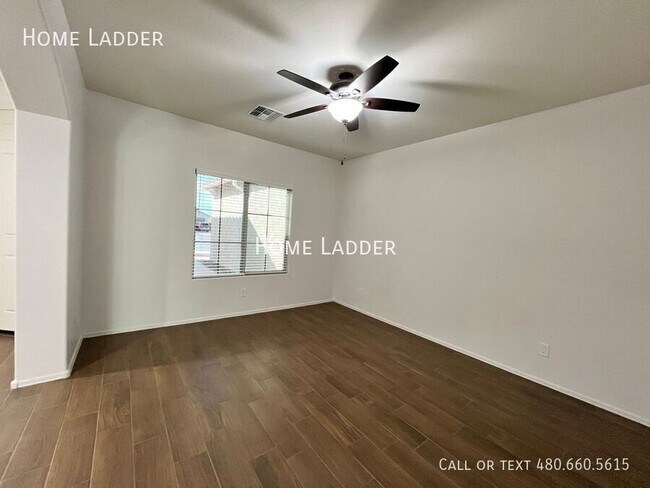 Foto del edificio - 5736 W Heritage Ct