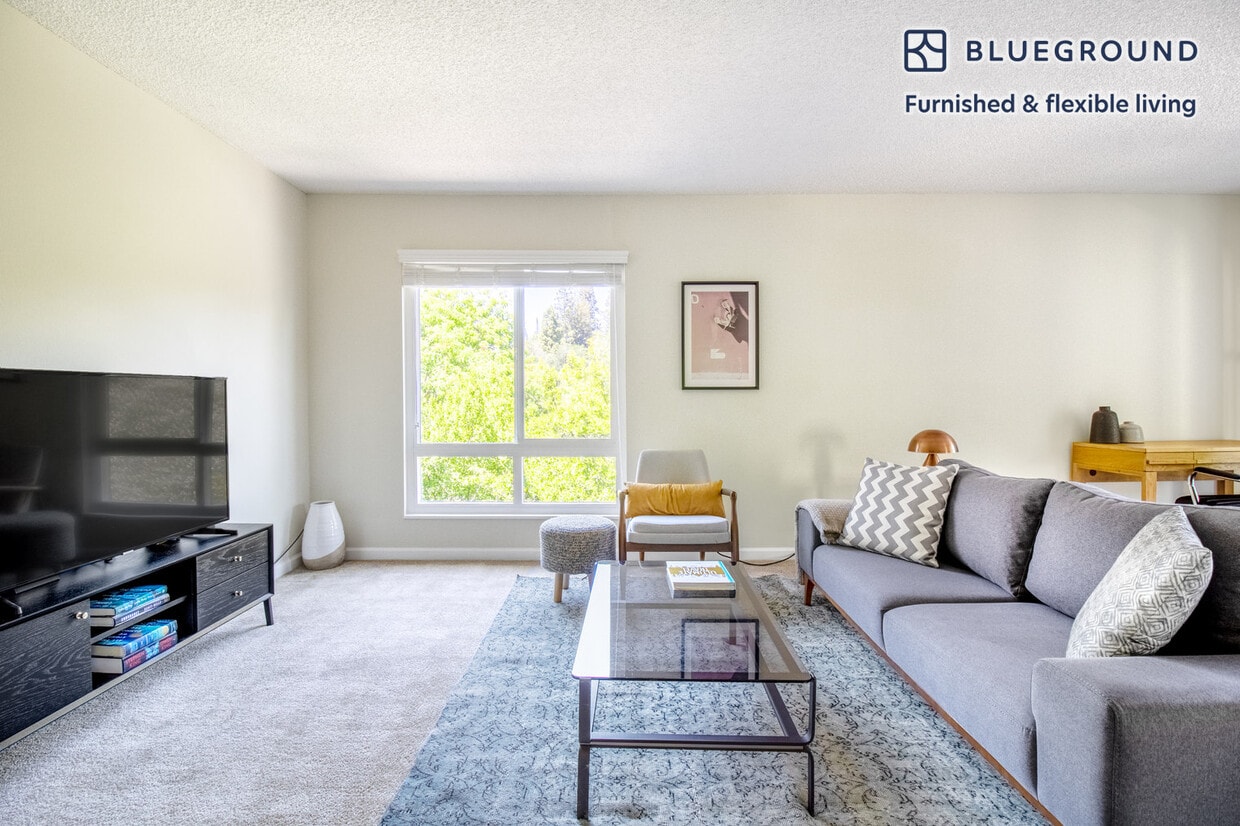 Foto principal - 1824 Oak Creek Dr