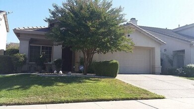 Building Photo - 5352 Buckwood Way
