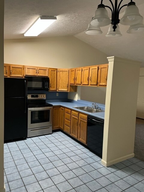 Building Photo - 148 Cypress Dr