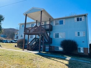 Building Photo - 1802 Smith Ave