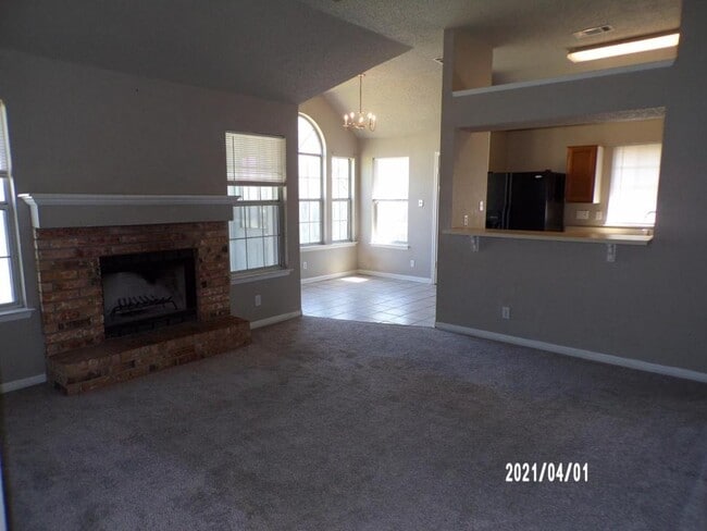 Building Photo - 2604 Remington Dr