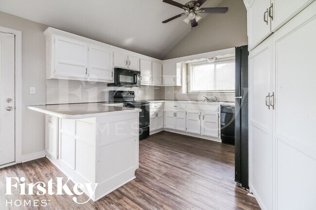 Building Photo - 1603 Concord Ct