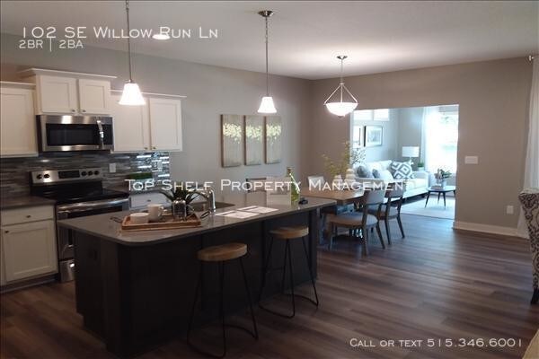 Foto del edificio - 2 bedroom, 2 bath Townhome