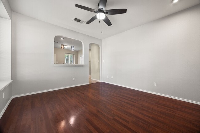 Building Photo - In The Heart of South Austin!!!