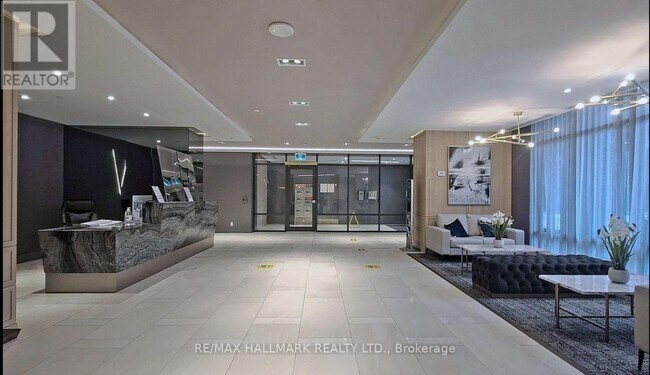 Building Photo - 621 Sheppard Ave E