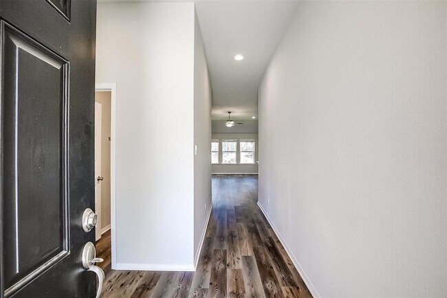 Building Photo - 21202 Palomino Cove