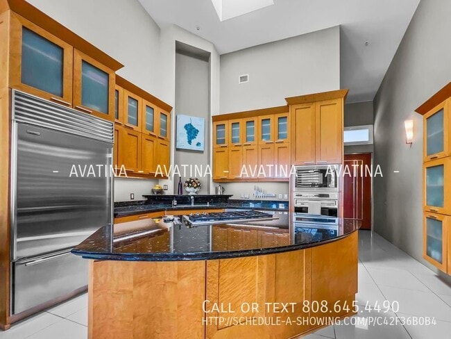Building Photo - Modern Furnished Waikiki Penthouse!