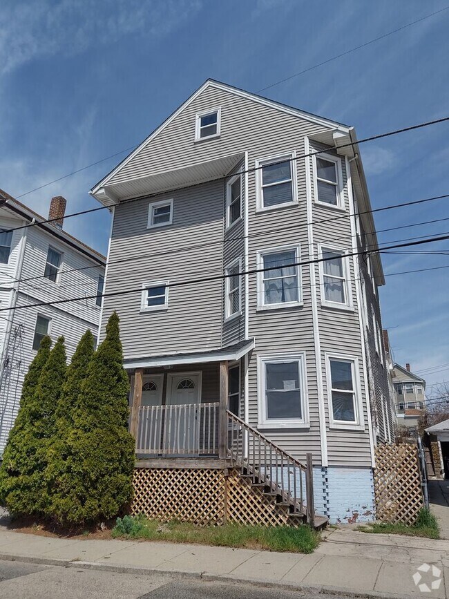 Building Photo - 251-251 Jewett St