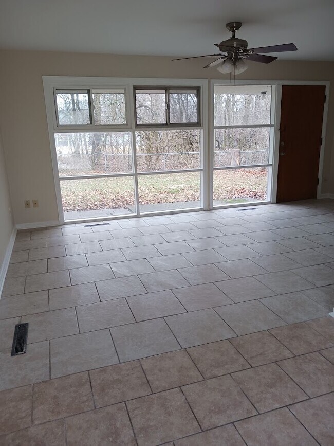 Foto del edificio - 1681 Brentwood Dr