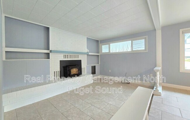 Building Photo - 1227 63rd St SE