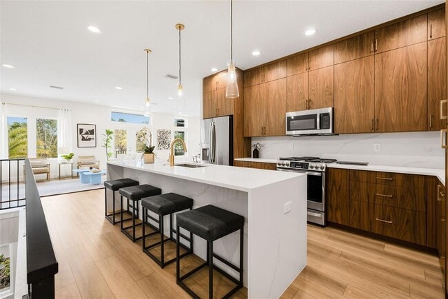 Foto del edificio - 8615 5th St N