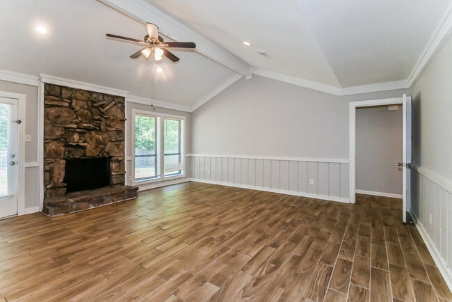 Building Photo - 8182 Valley Ridge Trail