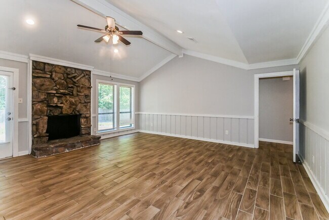 Foto del edificio - 8182 Valley Ridge Trail