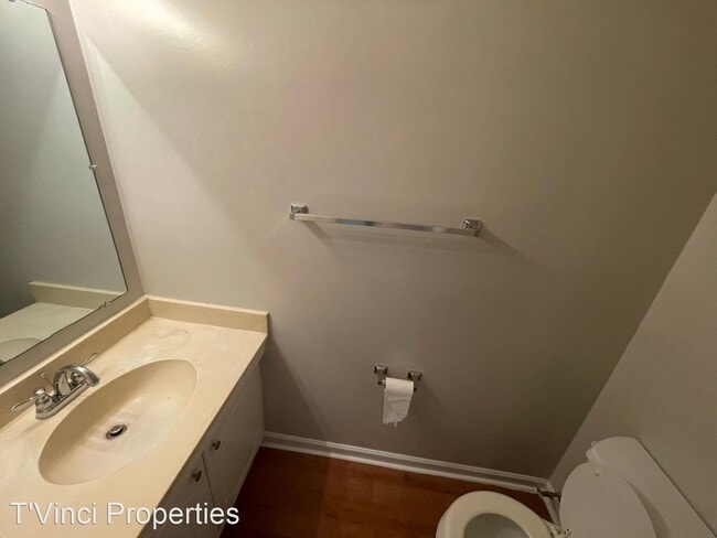 Building Photo - 2 br, 1.5 bath House - 224 Northpoint Ave....