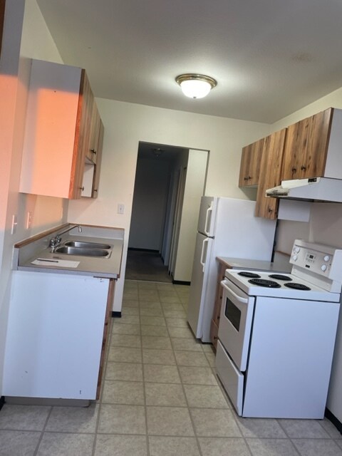 Photo du bâtiment - 8920-8986 86 St