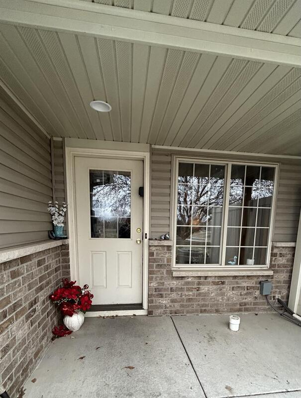 Foto del edificio - 860 Independence Dr