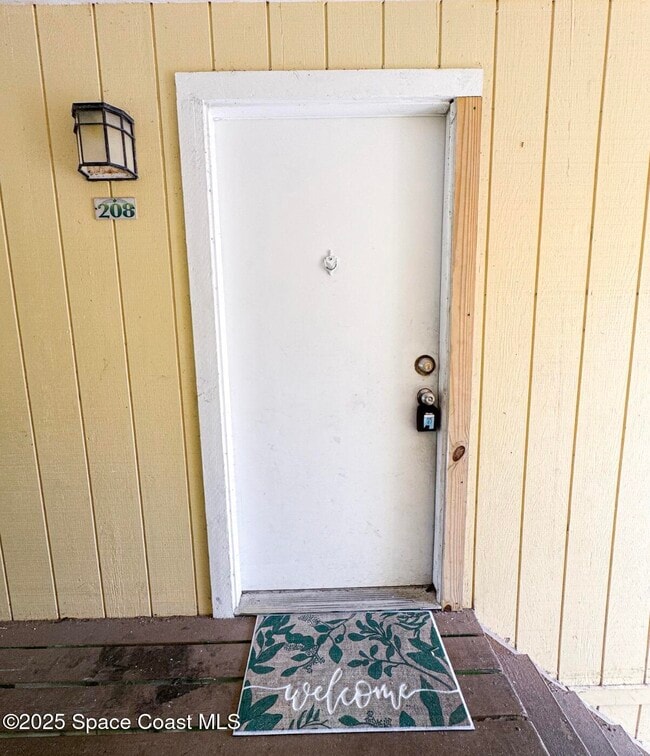 Building Photo - 2130 Forest Knoll Dr NE