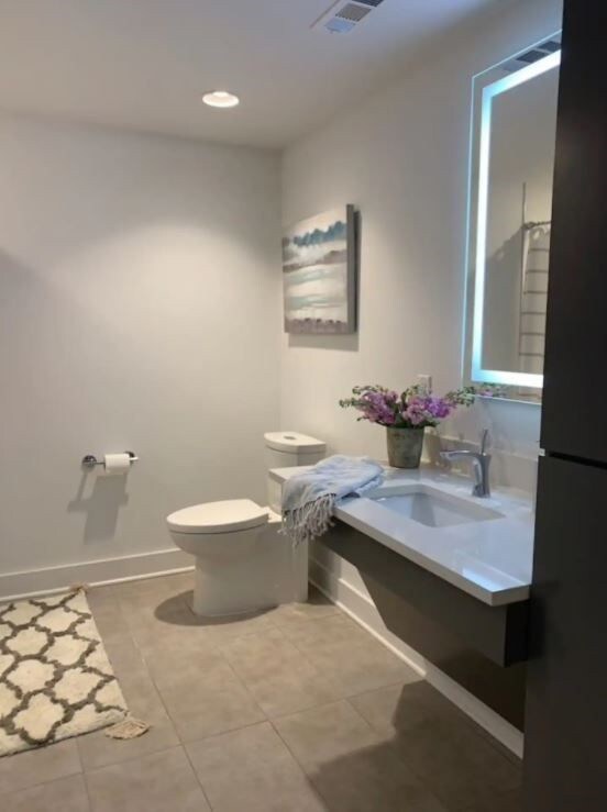 Baño - 2521 Clifton Ave