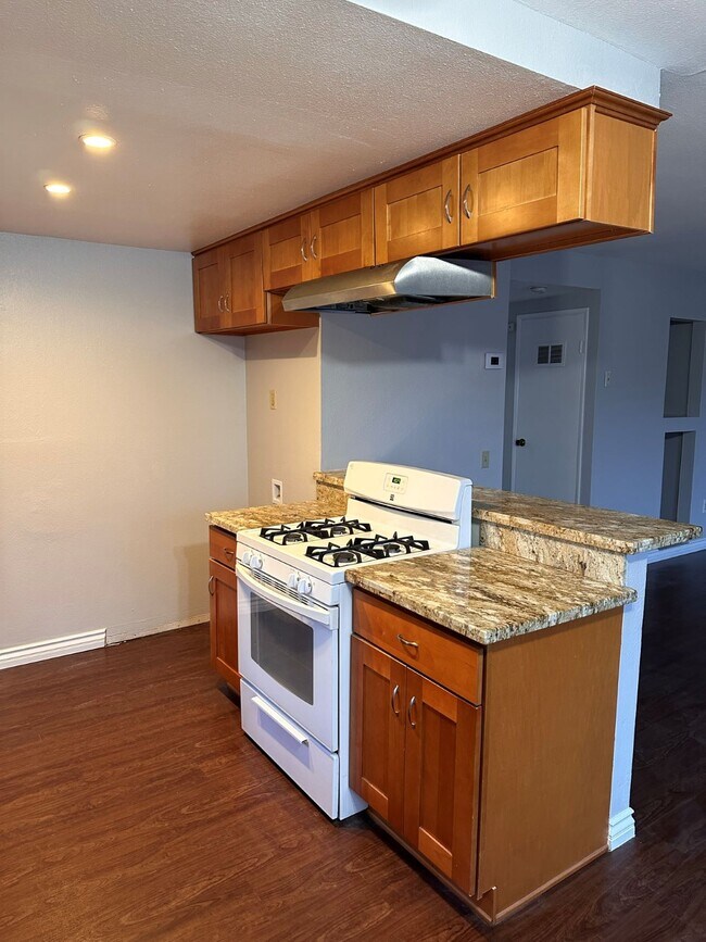 Photo - 255 Bloomington Ave Apartments