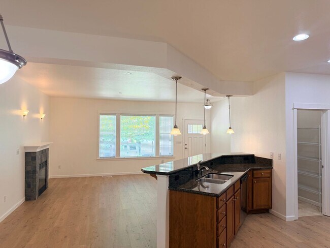 Foto del edificio - 3047 Ridge View Pl
