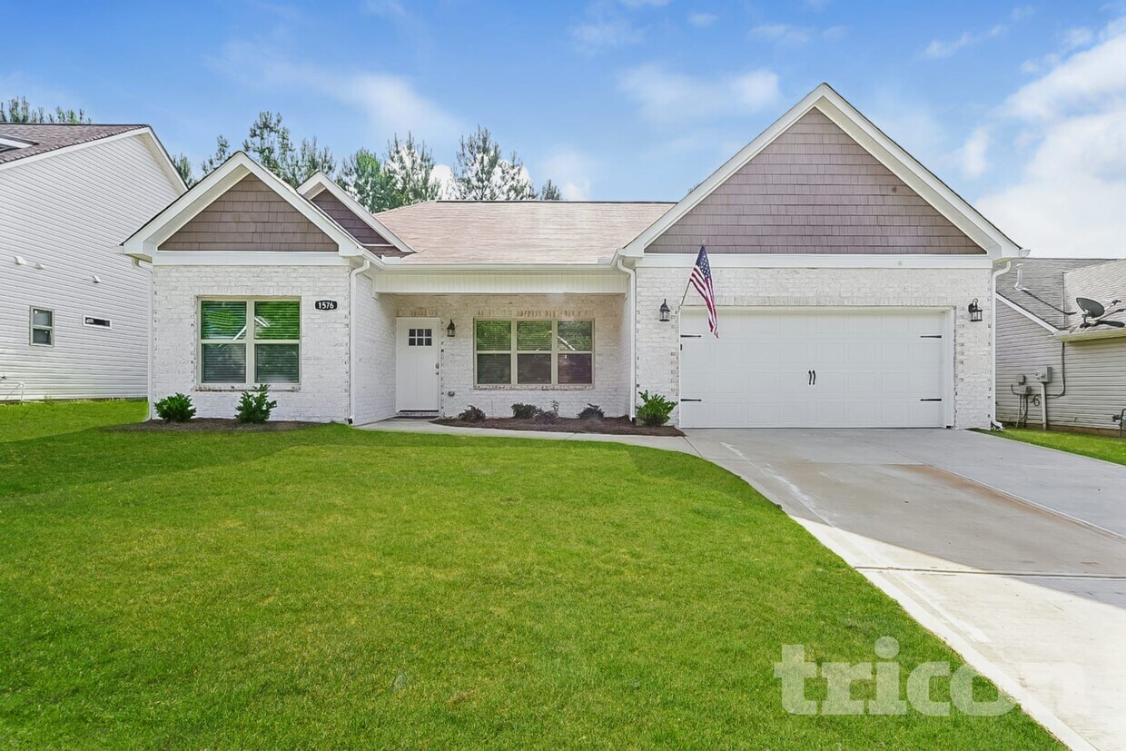 Foto principal - 1576 Queen Elizabeth Dr